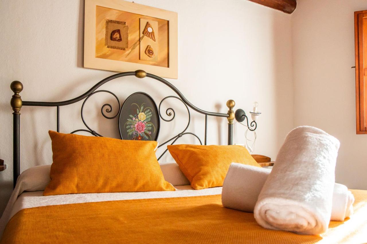 S'Ammentu House Hotel บอซา ภายนอก รูปภาพ